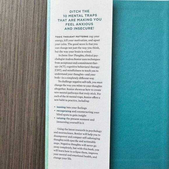 Detox Your Thoughts by Andrea Bonior - Picture 2 of 5